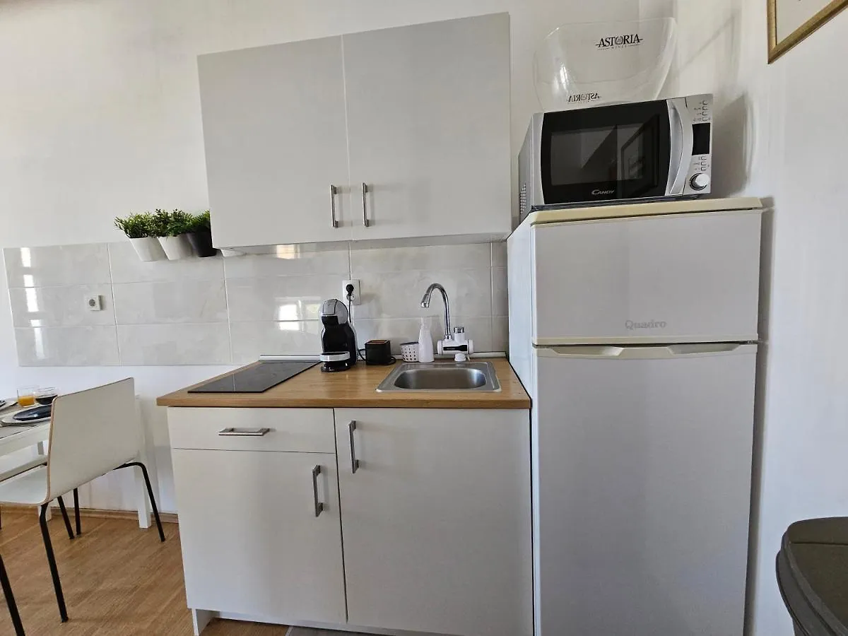 Studio Apartment Pegy Vir 0*,  Κροατία
