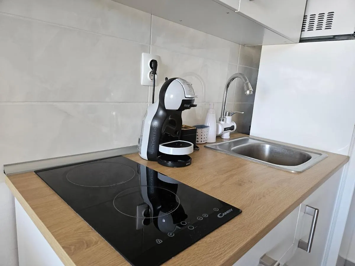 Studio Apartment Pegy Vir
